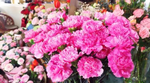 价格翻倍,订单大增, 女神 节前威海鲜花市场购销两旺